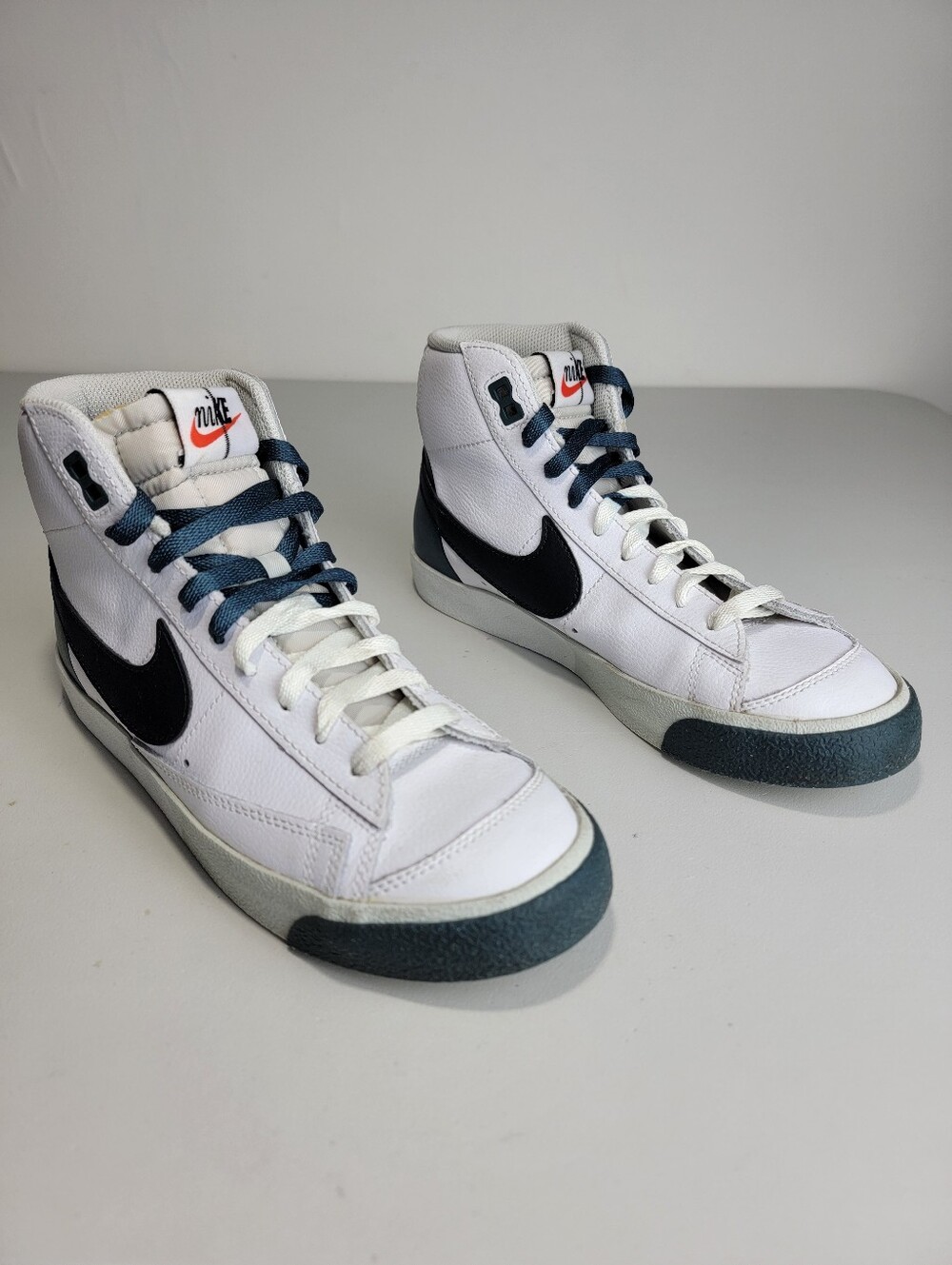 Nike Blazer Mid '77 Premium Remix Sneaker FB8889-100 Men's Sz 6.5/Women's 8
